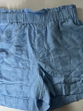 A New Day , Linen shorts like new ! Size small